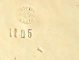 Josef Steidl Znaim áttört fajansz dísztál, kézzel festett, jelzett, kopás nyomokkal, d:39 cm