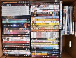 300 db műsoros DVD lemezből álló film gyűjtemény. 1960-as évektől napjainkig népszerű filmek, soroza...
