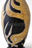 Gorka Lívia (1925-2011): Madaras váza pár (2db). Festett, mázas kerámia, jelzett, egyiken apró máz h...