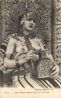 Collection Spéciale P.A. 876. A. Jeune Femme Kabyle parée de ses bijoux / Half-naked young Kabyle woman adorned with her jewels