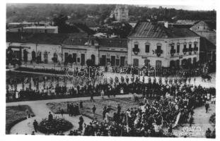 1940 Zilah, Zalau; bevonulás katonákkal, Éder üzlete / entry of the Hungarian troops, shops