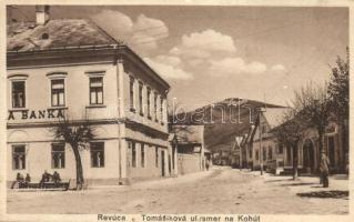 Nagyrőce, Gross-Rauschenbach, Velká Revúca; Tomásiková ul., smer na Kohút / utcakép, bank, üzlet, háttérben a Kakas-csúcs. Kiadja J. Edelmann / street view, bank, shop, mountain peak (Rb)