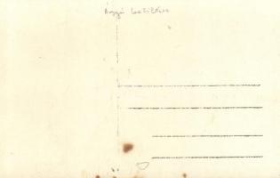 Első világháborús osztrák-magyar ágyú betöltés közben / WWI K.u.k. military cannon during loading. p...