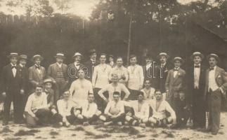 1913 Komárom, Komárno; Futballpálya focistákkal, labdarúgás, sport / football players, football field. photo (EB)
