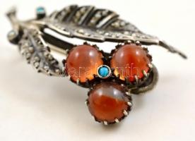 cca 1930 ezüst (Ag.) bross gyönggyel,türkizzel, jelzett, h:4,5 cm, bruttó:9 g