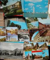 Kb. 700-800 db modern magyar városképes lap