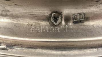 Ezüst (Ag.) historizáló karos gyertyatartópár, jelzett, mesterjeggyel (JL), levehető felső résszel, ...