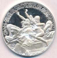 Lapis András (1942-) 1995. "Feszty-Körkép - Feszty Árpád / Rabszolganők" Ag emlékérem (31,...