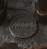 A kis csavargó, jelzett (Schmidt Felling, J.B Deposee), nagy szériás modern bronz figura, m:18 cm