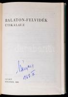4 db Balaton témájú kiadvány: Balaton-felvidék útikalauz, A tihanyi múzeum prospektus, Balaton-térké...