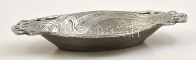 Szecessziós spiáter tál, jelzés nélkül, 35×21 cm