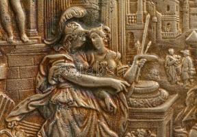 Mitológiai jelenetes spiáter falitál, préselt, jelzés nélkül, d:25 cm