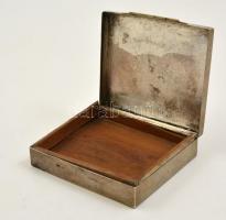 Ezüst(Ag) doboz, fa berakással, jelzett, 9×10×3 cm, bruttó: 166,6 g