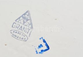 Gránit halas tál, kézzel festett, jelzett, kopásokkal, 24×28 cm