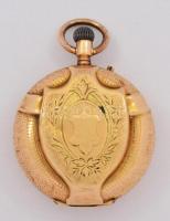 14K arany zsebóra pajzsos díszítéssel. Működő, de tisztításra szoruló szerkezettel. Üveg nélkül  / 1...