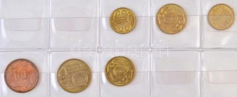 ~206db-os vegyes külföldi fémpénz tétel albumban, közte Dél-Korea, Észak-Korea, Luxemburg, Macedónia...
