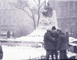 cca 1925 és 1968 között Budapesten készült városképek, látképek, épületfotók, éjszakai felvételek, s...