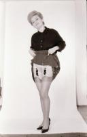 cca 1972 Rosszalkodni jaj de jó! Szolidan erotikus felvételek, 26 db vintage negatív, 24x36 mm