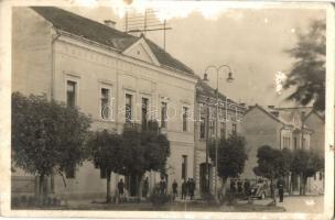 30 db régi magyar és történelmi magyar városképes lap / 30 pre-1945 Hungarian and Historical Hungarian town-view postcards