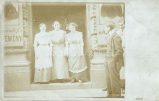 30 db régi magyar és történelmi magyar városképes lap / 30 pre-1945 Hungarian and Historical Hungari...