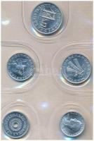 1977. 2f-10Ft (9xklf) "Magyar Népköztársaság" forgalmi érméi sötétzöld műbőrtokban T:1