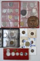 Vegyes, kisebb ládányi numizmatika tétel, főleg pénzérmék dobozokban és berakólapokon T:vegyes