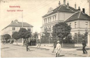 1908 Szombathely, Gyalogsági laktanya. Kiadja Granitz Vilmos (EK)