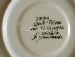 Kézzel festett, egyedi, szignált teás csésze aljjal