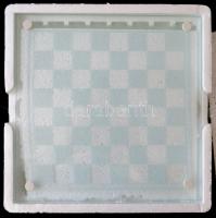 Üveg sakk-készlet, eredeti dobozában, nem használt. / Glass chess set
