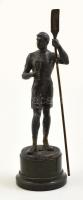 XX. sz. eleje: Evezős szobor. Ón. Lábánál ragasztott. Műkő talapzaton. 32 cm