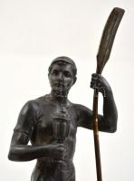 XX. sz. eleje: Evezős szobor. Ón. Lábánál ragasztott. Műkő talapzaton. 32 cm