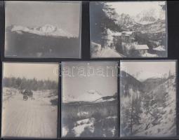 cca 1910 Magas-Tátra szánkózók, épületek, tájképek, 30 db fotó, 9×12 cm