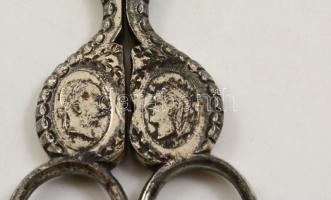 XIX. sz. vége. Solingen antik papírvágó olló, Ferenc József és Sisi arcképével díszített,jelzett, / ...