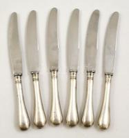 6 db fémjelzett és mesterjelzett ezüstnyelű kés, Solingen pengével / silver knives. br. 682 g