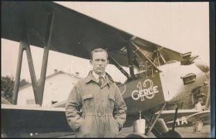 cca 1920-1940 2 db repülős fotó, Bánhidy Antal (1902-1994) a Gerle 13 repülő előtt, a másik a Lampich Árpád tervezte H-MAFD repülőgép, az eredeti fotókról készült korabeli másolatok, 15x24 cm