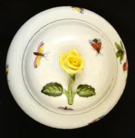 Herendi Rothschild mintás bonbonier tetején rózsával, kézzel festett, apró rózsával, jelzett, m:12,5...