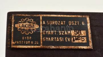 Régi súlykészlet, 8 db, fa dobozban