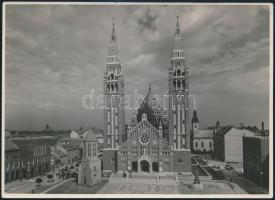 cca 1936 Czvek Gyula: Szeged 3 db pecséttel jelzett, vintage fotóművészeti alkotás, 16x24 cm