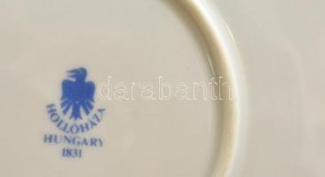 Hollóházi magyar koronás kiscímeres porcelán dísz falitál, matricás, jelzett, apró kopásnyomokkal, d...