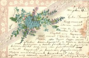 17 db régi motívumlap: üdvözlőlapok, hölgyek, közte dombornyomott és litho darabok is; vegyes minősé...