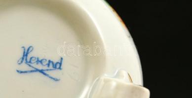 Herendi virág mintás bonbonier, pótolt tetővel, kézzel festett, jelzett, d: 7 cm m: 6 cm