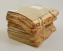 1960-1996 Olimpiákról tudósító újságok gyűjteménye. A Római Olimpiától az Atlantai Olimpiáig, játéko...