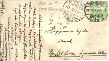 1912 MÁV (Magyar Államvasutak) 324 sorozat III. osztályú mozdonya és vasutasok egy vasútállomáson / ...