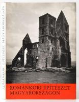 Dercsényi Dezső: Románkori építészet Magyarországon. Bp.,1973, Magyar Helikon-Corvina. Kiadói egészvászon-kötés, kiadói papír védőborítóban.