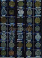 Jó világgyűjtemény, 397db , régi és új, szinte csak tengerentúl, vadonatúj berakólapokon!