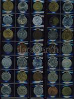 Jó világgyűjtemény, 397db , régi és új, szinte csak tengerentúl, vadonatúj berakólapokon!