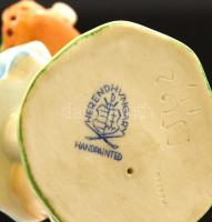 Herendi virágárus lány, kézzel festett, jelzett, hibátlan, m: 15 cm