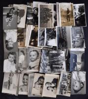 158 db MODERN fekete-fehér családi fotó / 158 modern black and white family photos