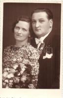 73 db főleg RÉGI fekete-fehér családi fotó / 73 mostly old black and white family photos