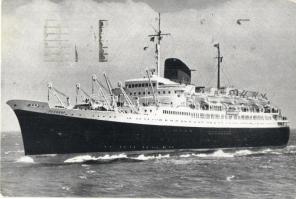 46 db MODERN hajós motívumlap / 46 modern ships motive postcards